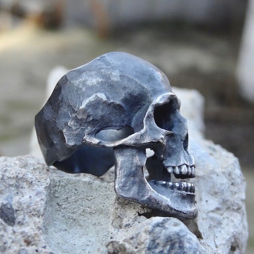 New skull ring - new, sterling