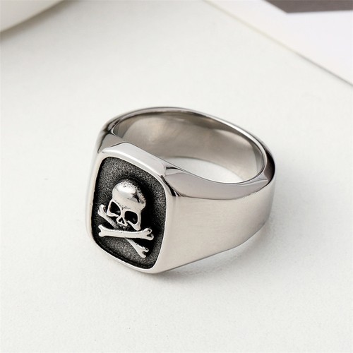 Men skull crossbones - skull, &