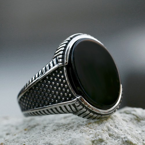 Men black oval stone signet - men's,
