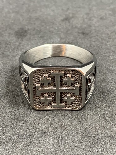 Knights templar men - knights,
